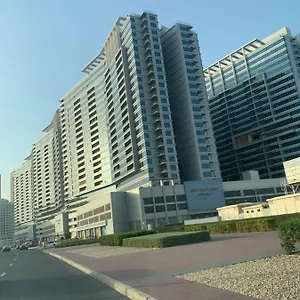 شقة Skycourts Entire Apartment-120m2-big Balcony, دبي