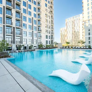 شقة First Class In Hills - Next To Hills Mall - Socio, Collective And Golfville Towers, دبي